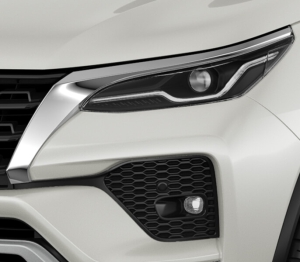 FORTUNER LEGENDER 2.4AT 4X2