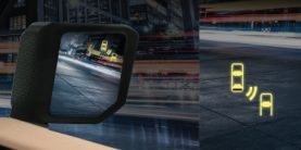 Hỗ trợ ra khỏi xe an toàn